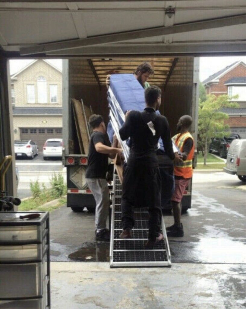 whatsapp image 2025 11 24 at 04.07.21 whatsapp image 2025 11 24 at 04.07.21